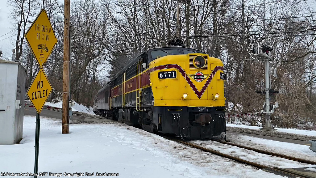 CVSR 6771 crosses North St.